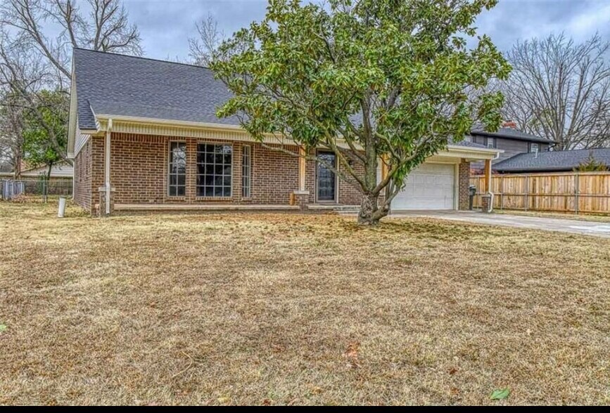 Front - 1620 S Berry Rd
