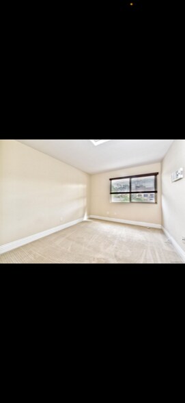 Building Photo - 3137 Via Alicante