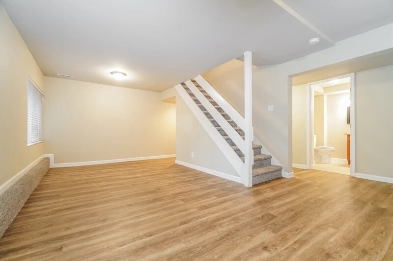 Building Photo - 23048-23016 16th Ave S