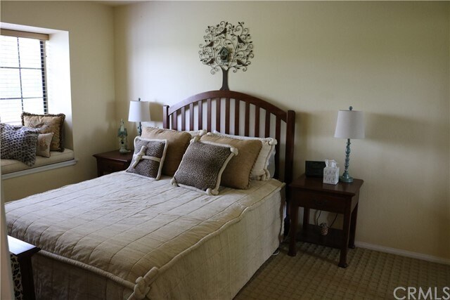 Building Photo - 4 Village Bay