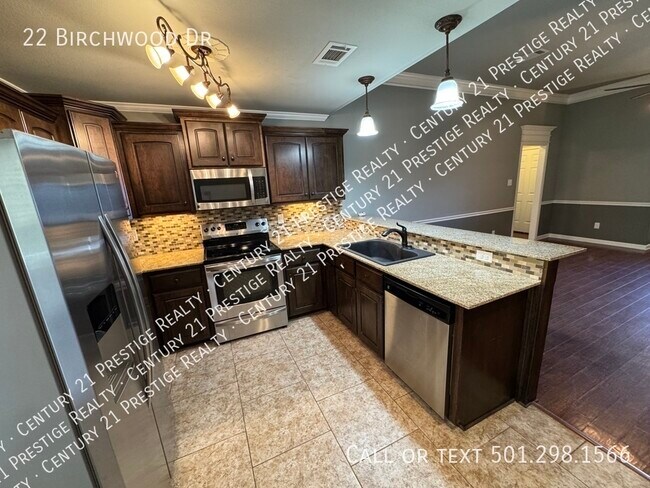 Building Photo - 22 Birchwood Dr