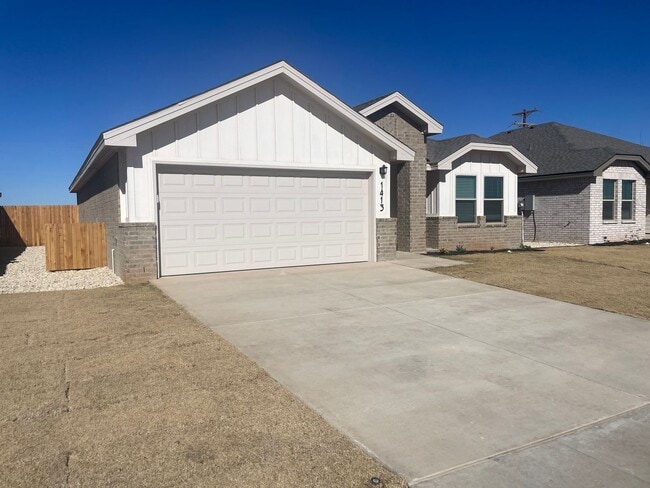 Building Photo - The Kind of Home You Don’t Want to Miss