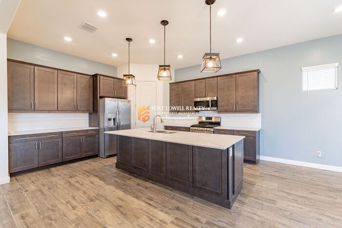 Building Photo - 2811 W Pollack St