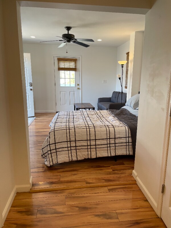 Building Photo - 2512 Linwood Ln