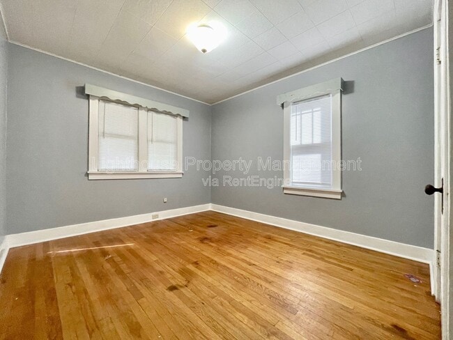 Building Photo - 1183 Emerson Ave