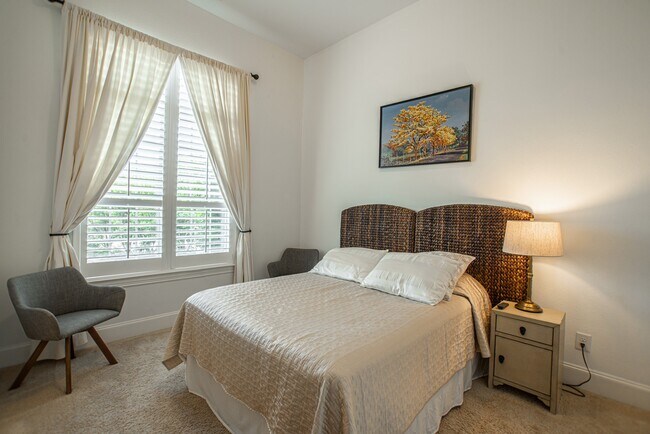 Building Photo - 7 Brittany Rose Pl