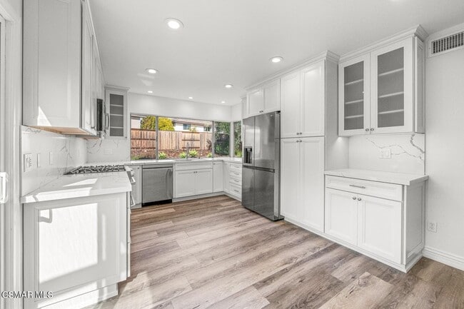 Building Photo - 32023 Wallington Ct