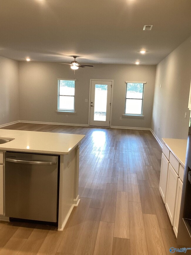 Building Photo - 229 Paca Ln