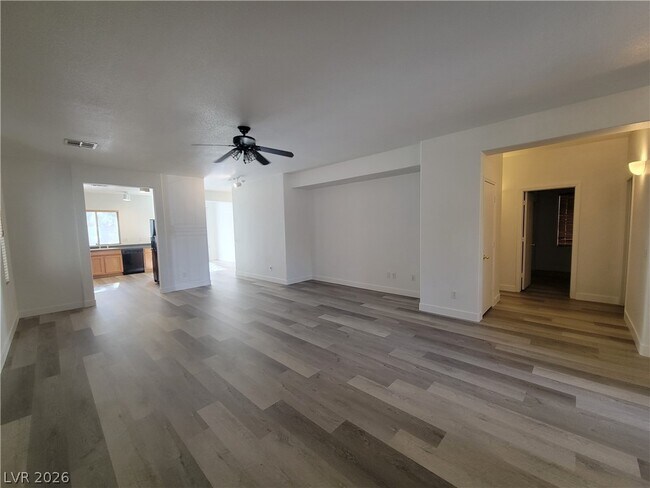 Building Photo - 3274 Bronze Leaf St