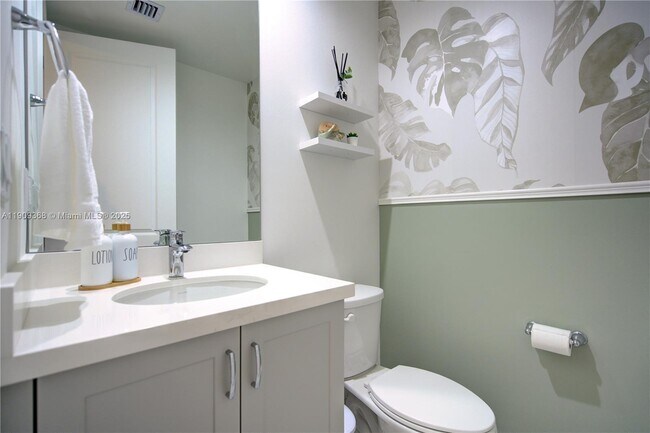 Building Photo - 4239 SW 176th Ave