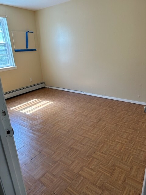 Building Photo - 7229 Bergen Ct