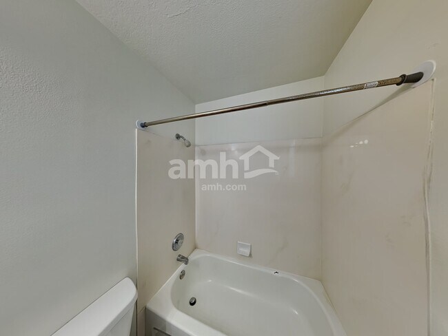 Building Photo - 5739 Impressions Dr