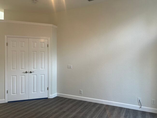 Building Photo - 15071 Cozumel Dr