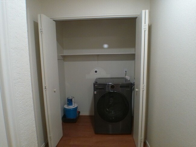 Building Photo - 6212 Temora Loop