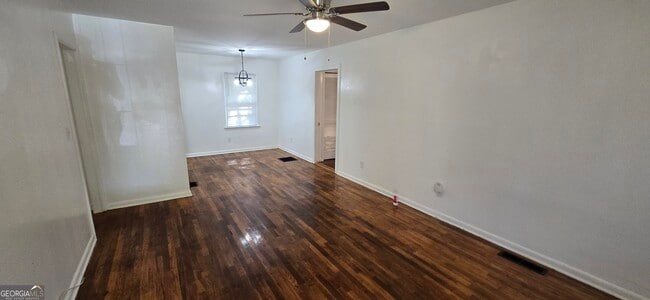 Building Photo - 4085 Canby Ln