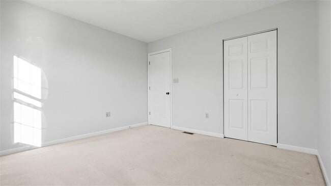 Building Photo - 602 Cassandra Dr