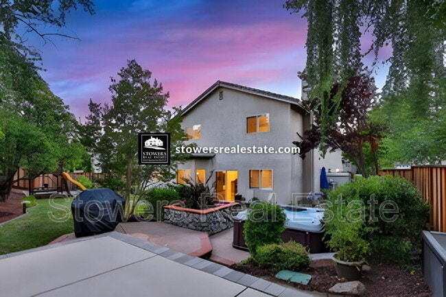 Building Photo - 441 Coventry Pl