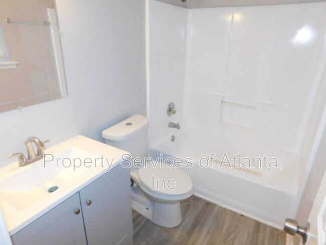 Building Photo - 3772 Rolling Pl