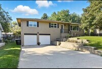 Building Photo - 11021 Spring St