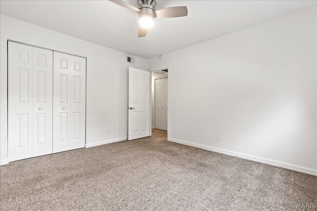 Building Photo - 1722 Gascony Parc Dr