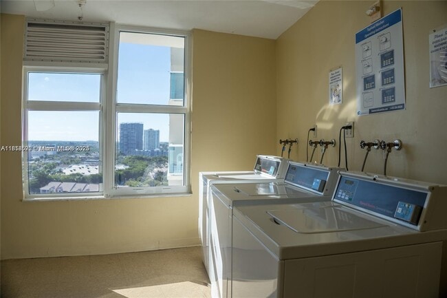 Building Photo - 3800 S Ocean Dr