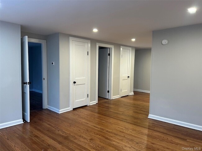 Building Photo - 29 Tobins Ln