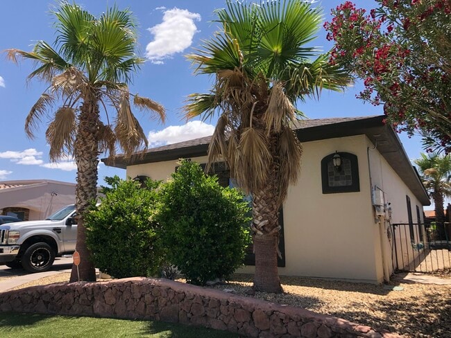 Building Photo - 3132 Tunnel Point Way