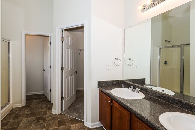 Building Photo - 149 Hamilton Pointe Dr