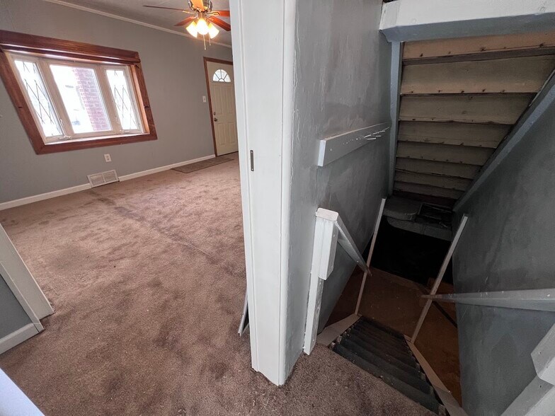 Building Photo - 303 Ohio Ave