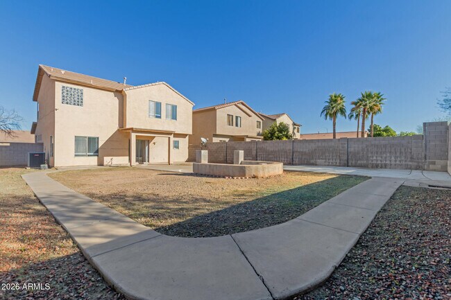 Building Photo - 11023 W Loma Ln