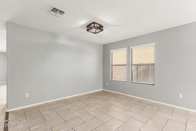 Building Photo - 2874 W Mineral Butte Dr