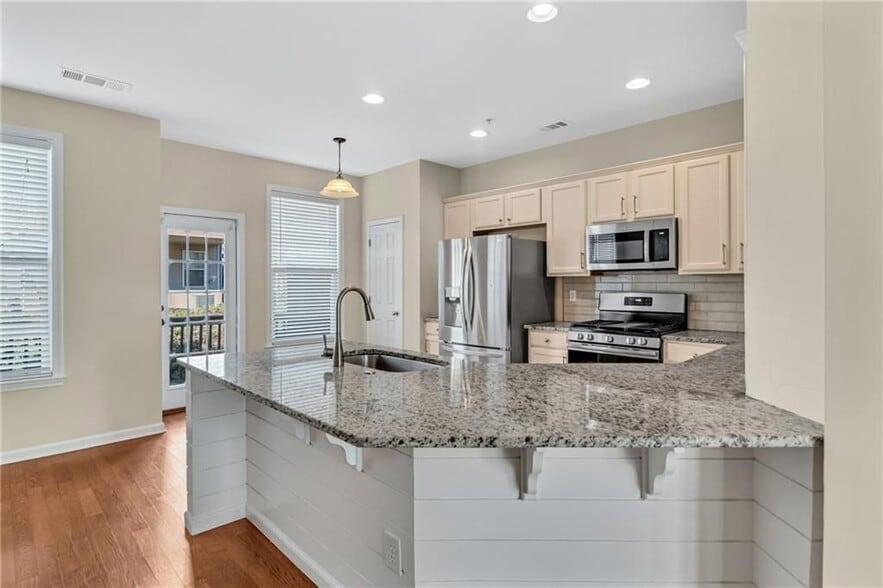 Building Photo - 6174 Indian Wood Cir