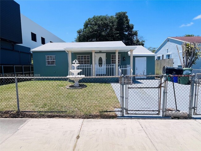 Primary Photo - 1874 NW 20th Ave