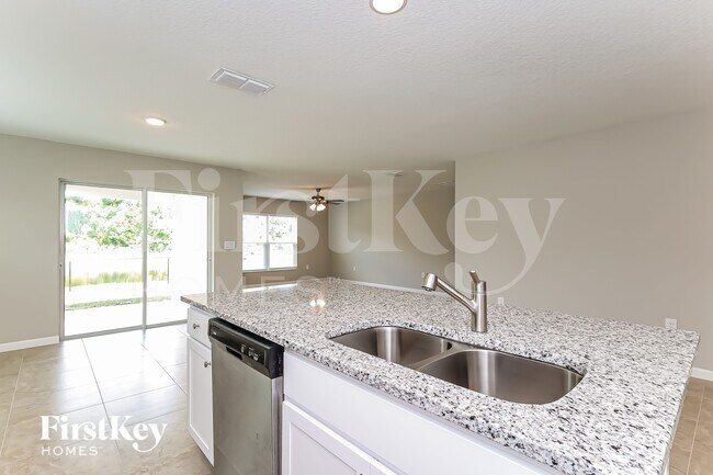 Building Photo - 215 Southern Breeze Lp