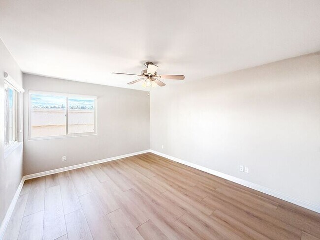 Building Photo - 5075 Narragansett Ave