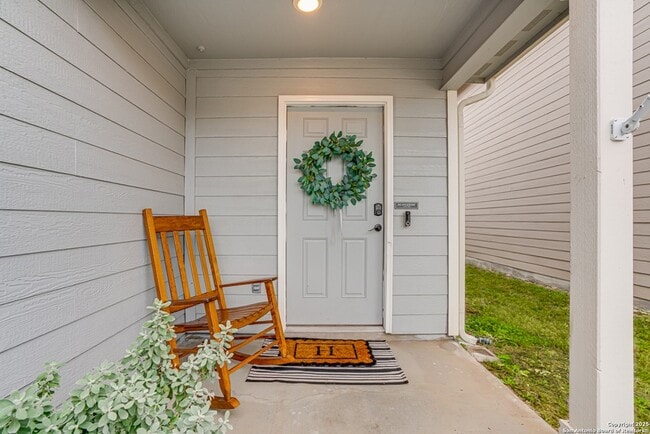 Building Photo - 10334 Big Four