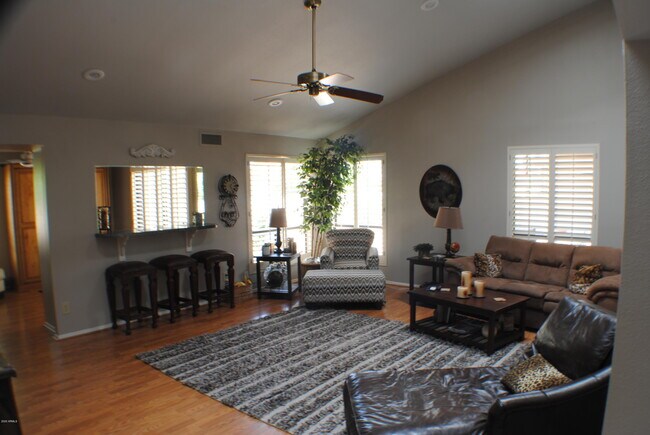 Building Photo - 26001 S Sherbrook Dr