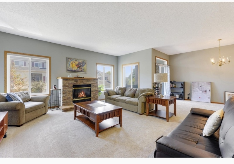Building Photo - 6744 Meadow Grass Ln S