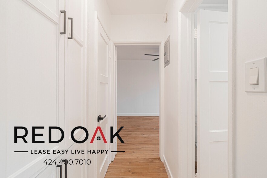 Building Photo - 1024 Menlo Ave