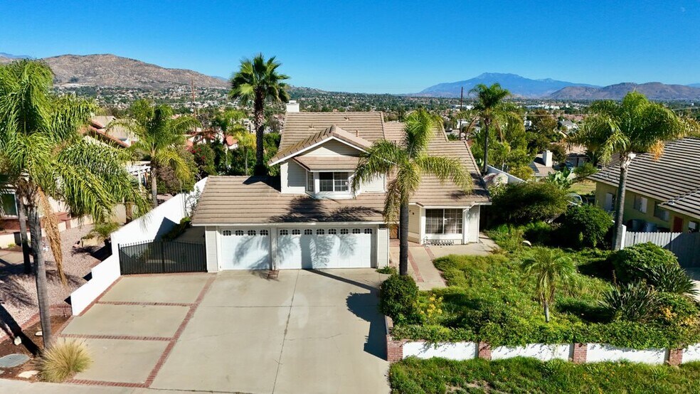 Building Photo - 11726 Blue Lupin Ln