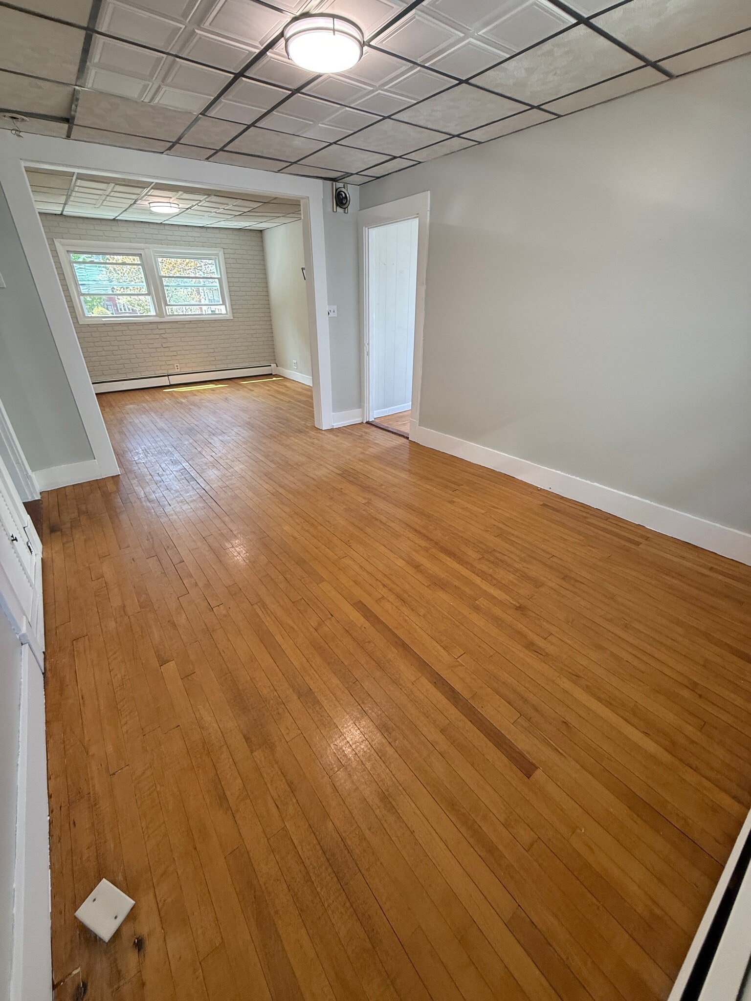Living/Dining room space - 37 Mead St