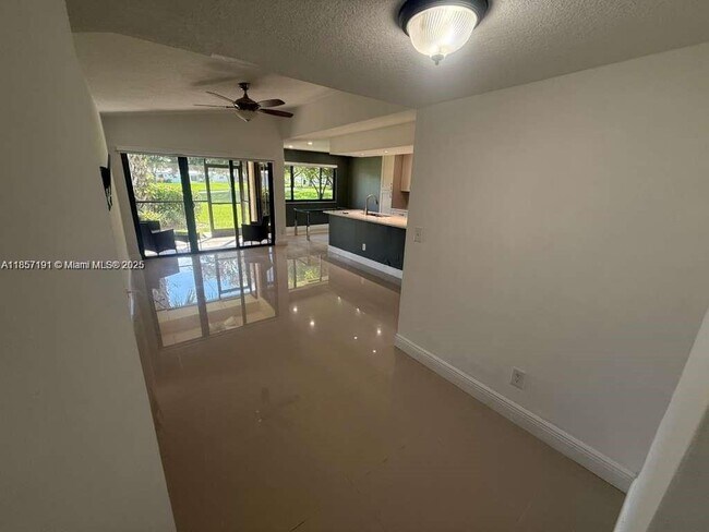 Building Photo - 8148 NW 17th Manor