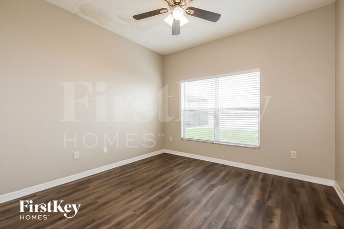 Building Photo - 1836 Mira Lago Cir