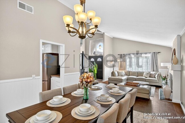 Building Photo - 353 S Heatherstone St