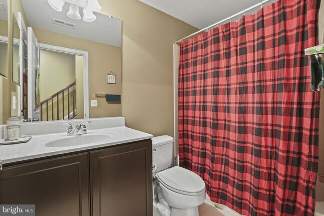 Building Photo - 20405 Codman Dr