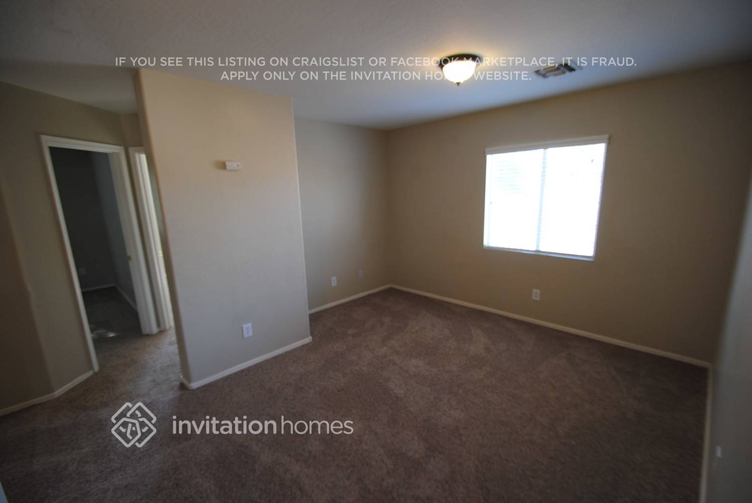 Building Photo - 6040 W Wood St