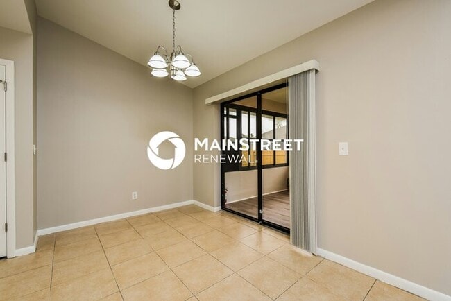 Building Photo - 3 Bedroom Pet-Friendly Home in Fort Myers,...