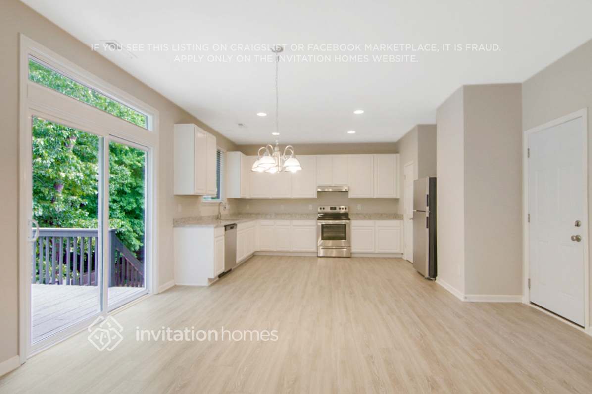 Building Photo - 5820 Kohler Ln