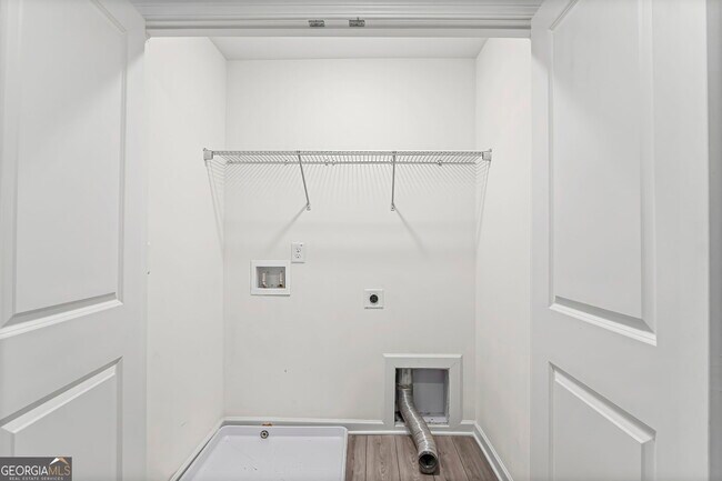 Building Photo - 303 Aldgate Wy