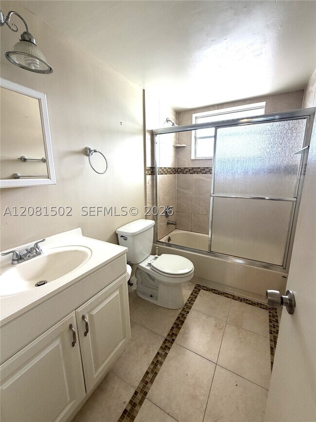Building Photo - 1751 NW 75th Ave